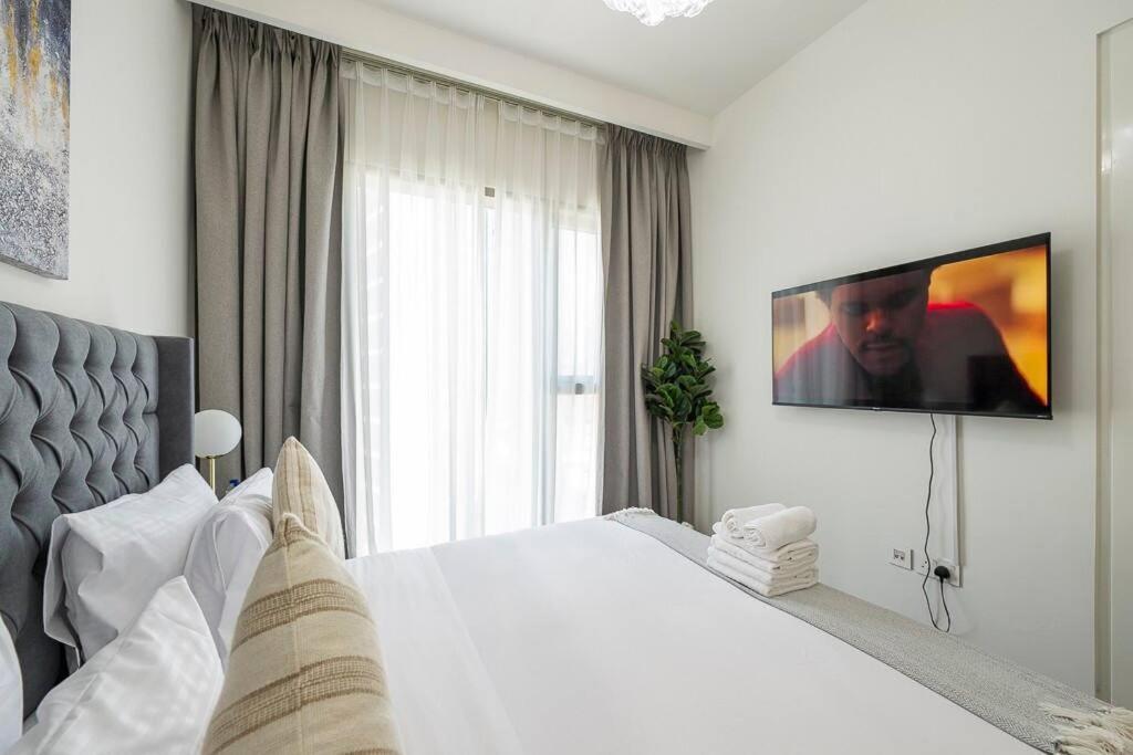 Apartment 3 Bedroom Luxury Living Downtown Views Burj Khalifa Views Dubai