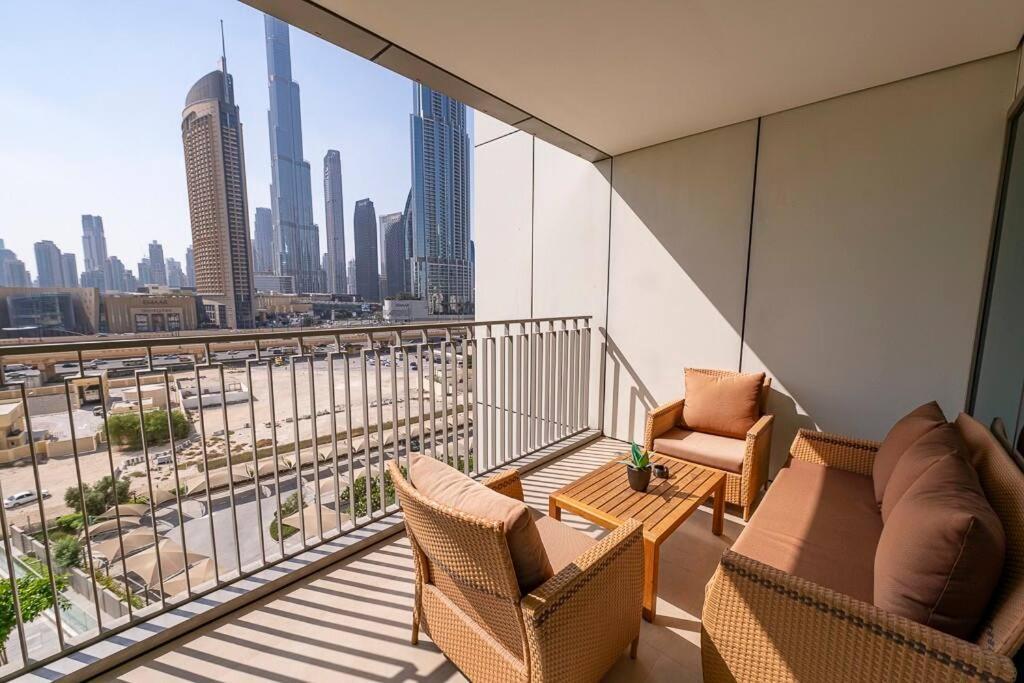 3 Bedroom Luxury Living Downtown Views Burj Khalifa Views Dubai