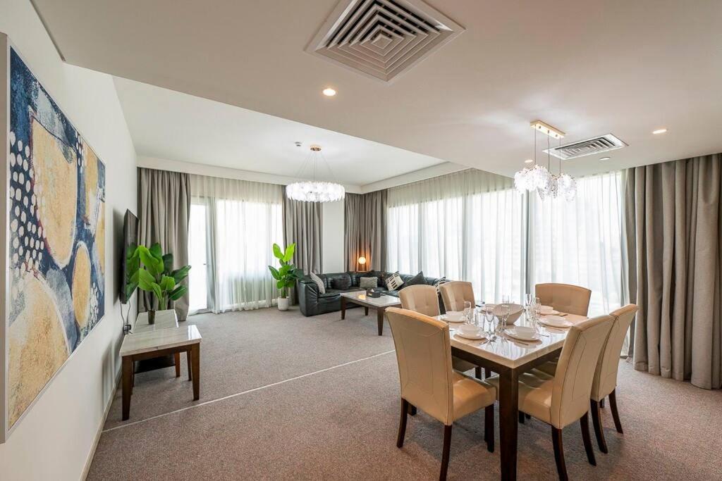 3 Bedroom Luxury Living Downtown Views Burj Khalifa Views * Dubai