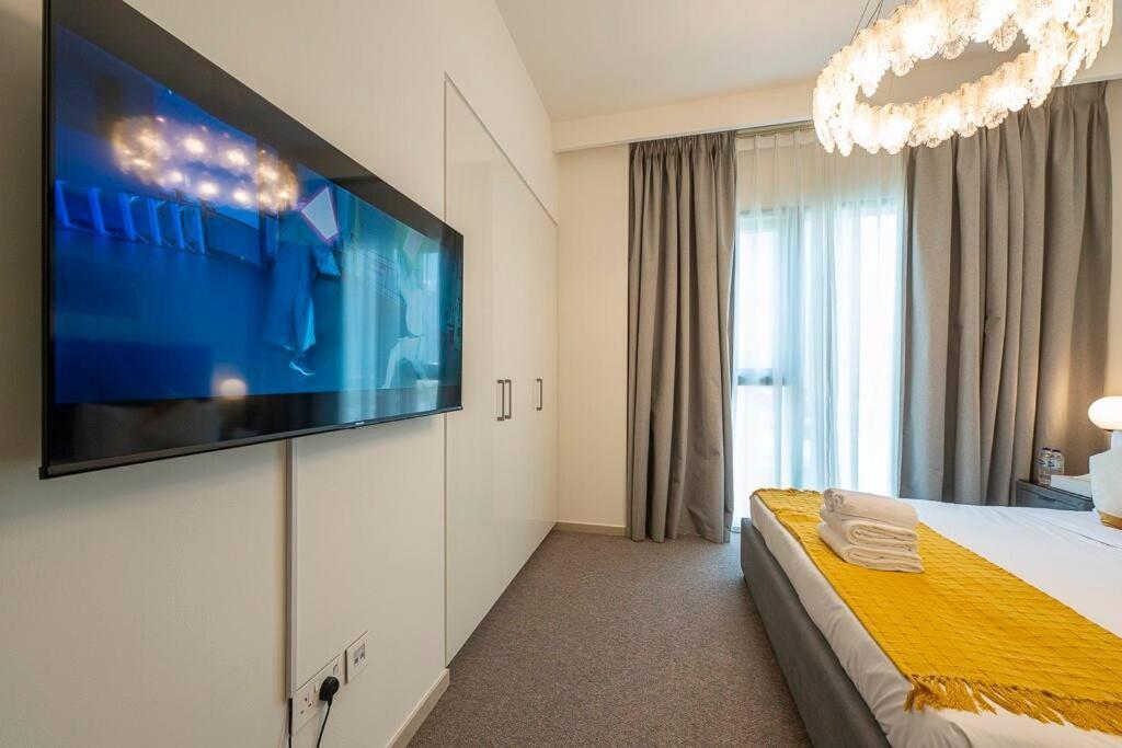 3 Bedroom Luxury Living Downtown Views Burj Khalifa Views * Dubai