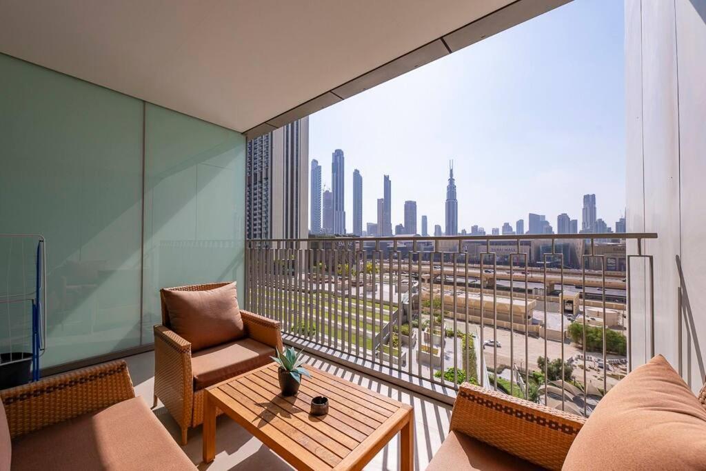 3 Bedroom Luxury Living Downtown Views Burj Khalifa Views Apartment Dubai