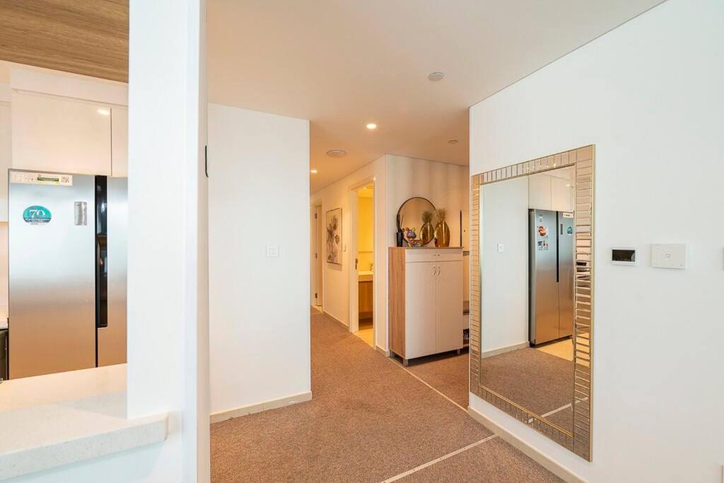 Apartment 3 Bedroom Luxury Living Downtown Views Burj Khalifa Views Dubai