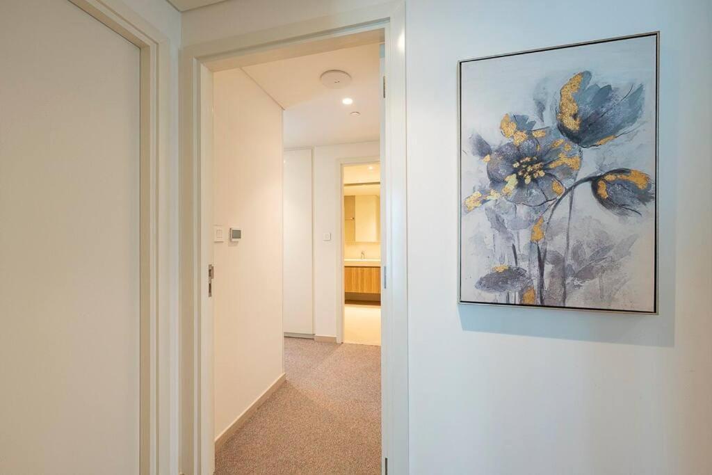 3 Bedroom Luxury Living Downtown Views Burj Khalifa Views * Dubai