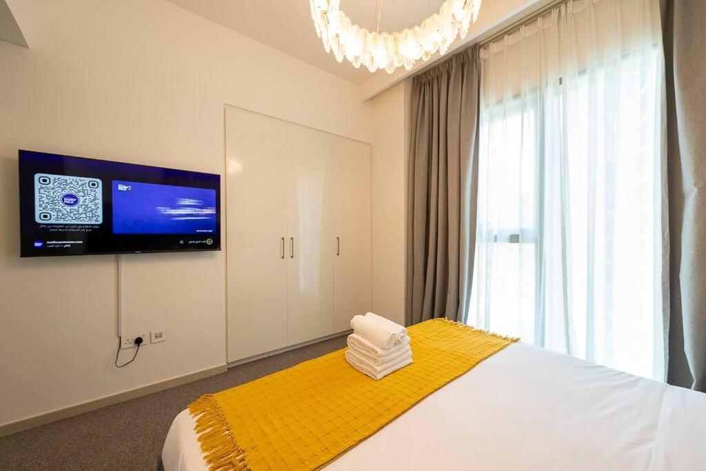 3 Bedroom Luxury Living Downtown Views Burj Khalifa Views Dubai