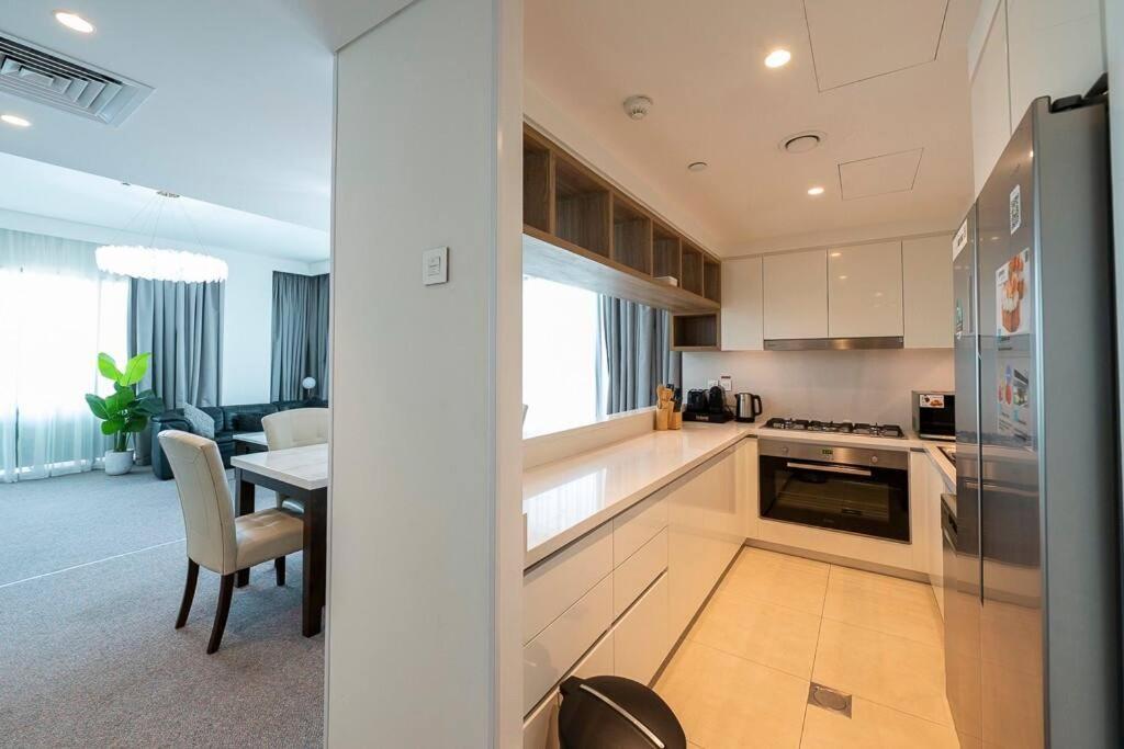 3 Bedroom Luxury Living Downtown Views Burj Khalifa Views