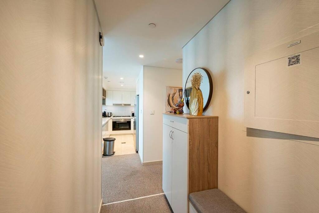 Apartment 3 Bedroom Luxury Living Downtown Views Burj Khalifa Views